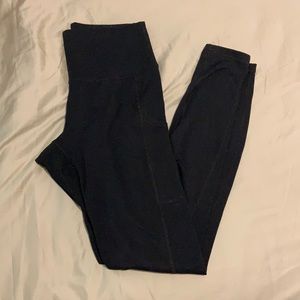 AERIE Yoga- Chill Play Move- Medium Long